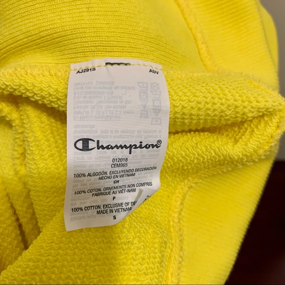 Champion Reverse Weave BRIGHT YELLOW 💛Crew Neck Sweater [winter ready, heavy] - Picture 5 of 5